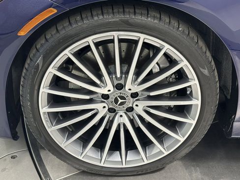 Used 2024 Mercedes-Benz S 580 4MATIC Sedan image 12