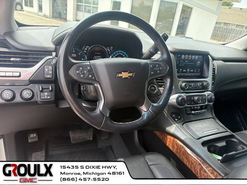 Used 2019 Chevrolet Tahoe Premier AWD/4WD image 14