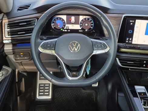 Used 2025 Volkswagen Atlas SEL Premium R-Line AWD/4WD image 26