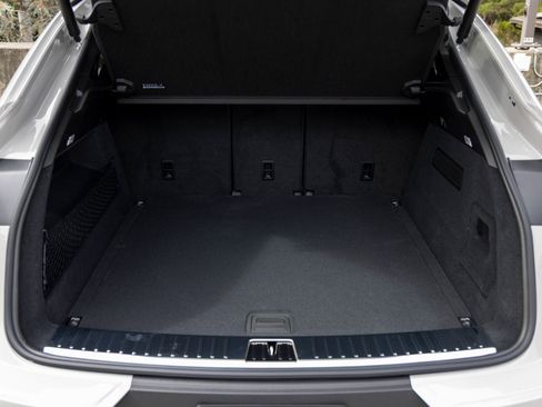 New 2025 Porsche Cayenne Coupe image 39