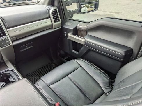 Used 2020 Ford F350 Lariat w/ Lariat Ultimate Package image 17