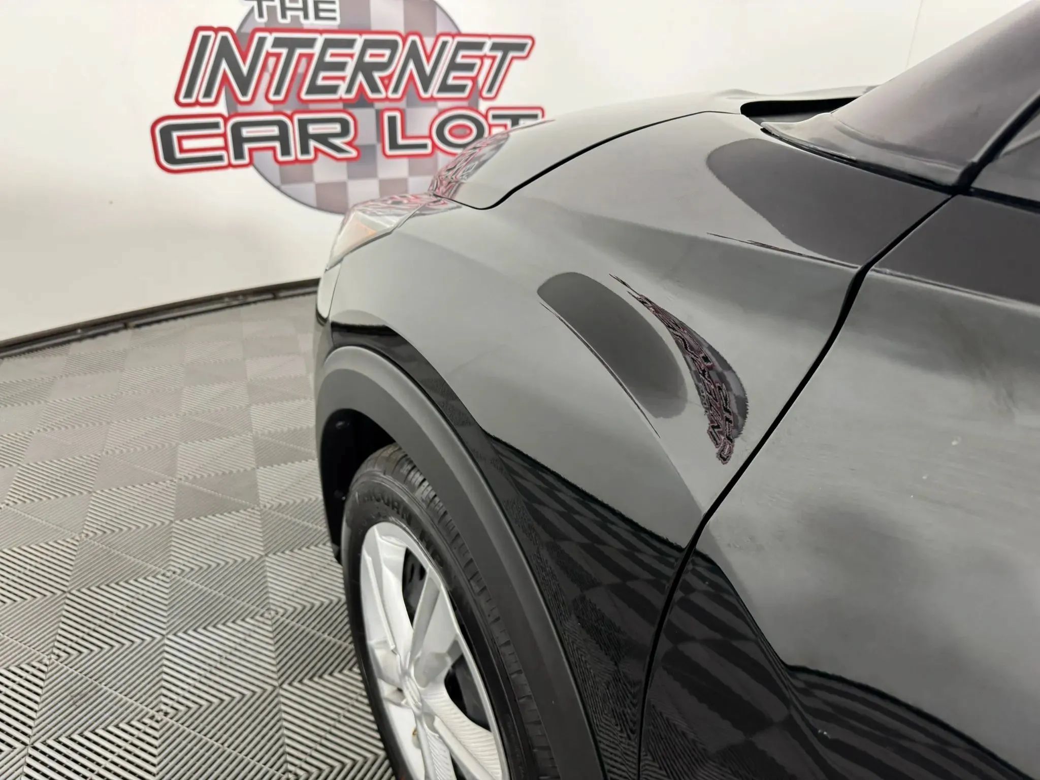 Used 2022 Nissan Kicks S FWD image 23