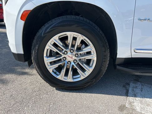 Used 2023 GMC Yukon SLT image 47