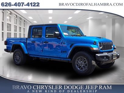 New 2025 Jeep Gladiator Sport