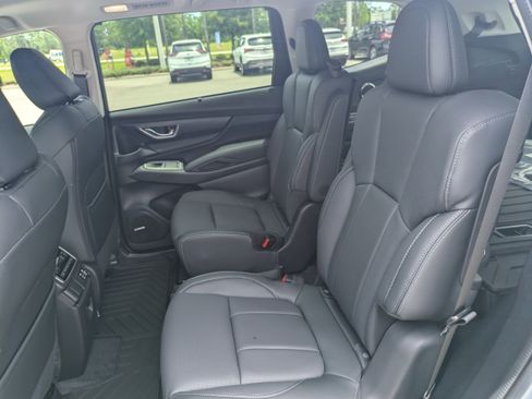 Certified 2025 Subaru Ascent Limited w/ Popular Package #1 image 14