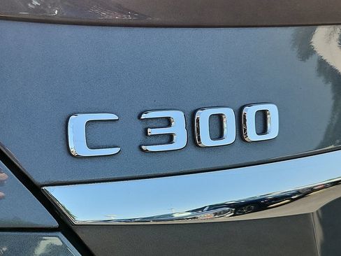 Used 2020 Mercedes-Benz C 300 4MATIC Sedan image 29