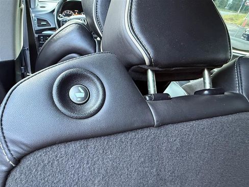 Used 2017 Acura MDX SH-AWD image 22