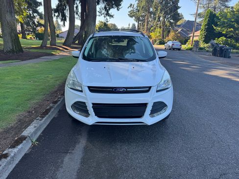 Used 2013 Ford Escape SE image 8