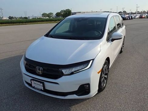 Used 2025 Honda Odyssey EX-L image 4