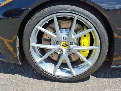 Used 2024 Lotus Emira First Edition image 9