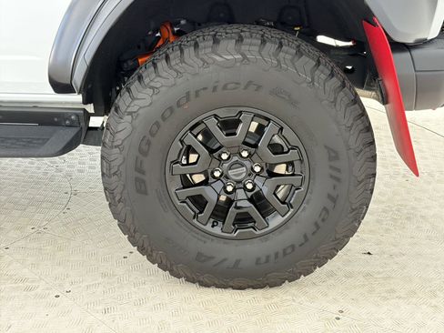 Used 2025 Ford Bronco Raptor AWD/4WD image 12