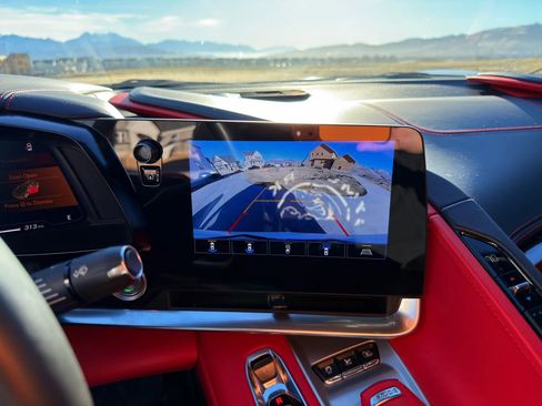 Used 2021 Chevrolet Corvette Stingray Premium Cpe w/ Z51 Performance Package image 29