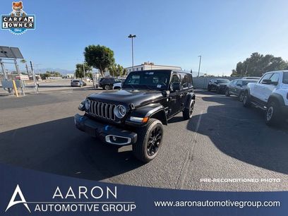 Used 2024 Jeep Wrangler Unlimited Sahara w/ Technology Group