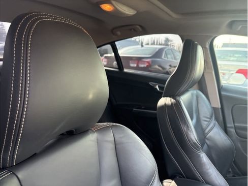 Used 2014 Volvo S60 T6 image 15