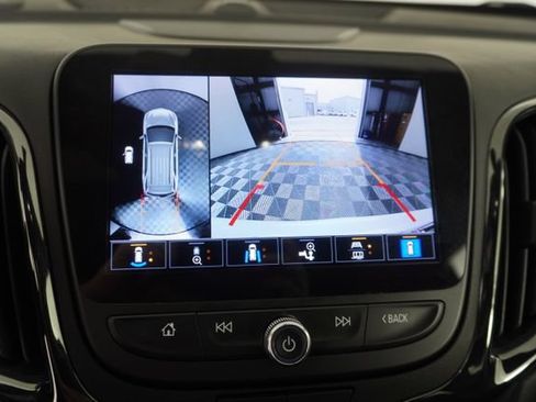 Used 2022 Chevrolet Equinox RS w/ RS Leather Package FWD image 28