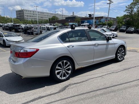 Used 2013 Honda Accord Sport image 7