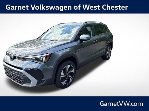 New 2026 Volkswagen Taos SE AWD/4WD image 1