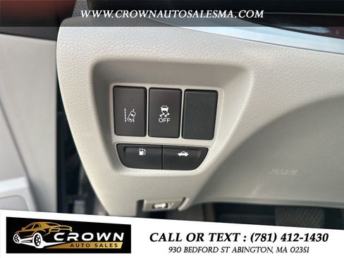 Used 2017 Acura TLX w/ Technology Package FWD image 22