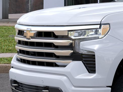New 2026 Chevrolet Silverado 1500 High Country AWD/4WD image 13