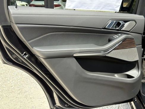 New 2026 BMW X7 xDrive40i w/ Executive Package image 11