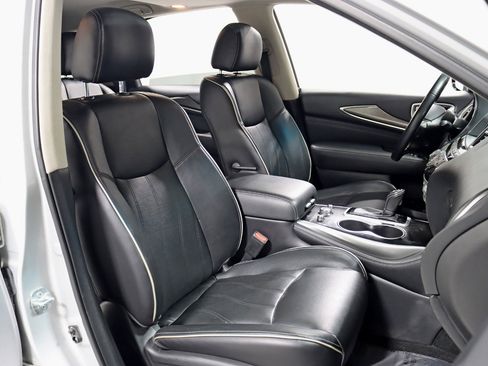 Used 2017 INFINITI QX60 Luxe image 25