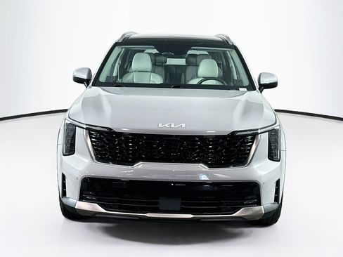 Used 2025 Kia Sorento EX w/ Panoramic Sunroof Package FWD image 2