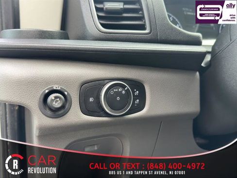 Used 2020 Ford Transit 350 XLT image 30