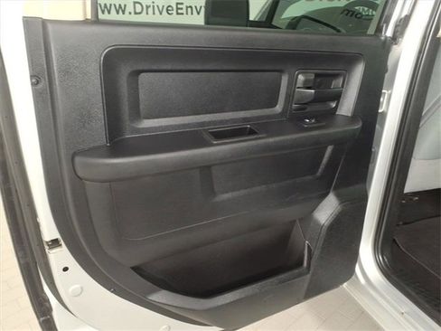 Used 2018 RAM 1500 Express image 18