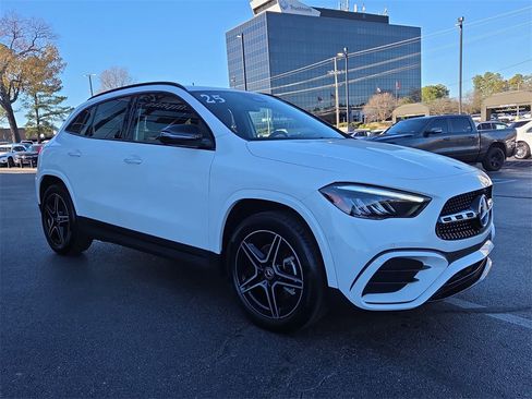 Certified 2025 Mercedes-Benz GLA 250 image 7