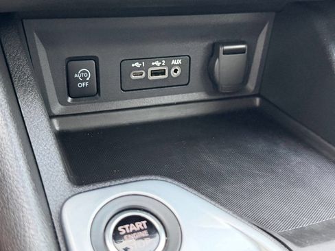 Certified 2024 Nissan Sentra SV FWD image 24