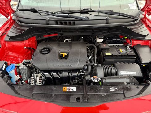 Used 2023 Kia Soul LX w/ LX Technology Package image 8