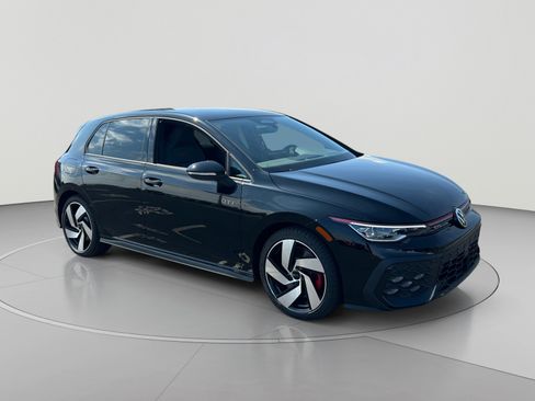 New 2026 Volkswagen Golf S FWD image 7