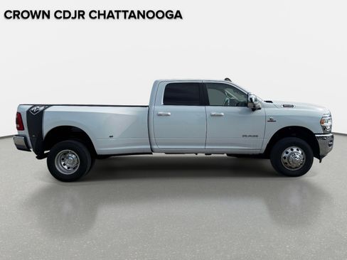 Used 2024 RAM 3500 Laramie w/ Towing Technology Group AWD/4WD image 7