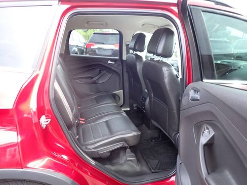 Used 2015 Ford Escape SE w/ Leather Comfort Package AWD/4WD image 10