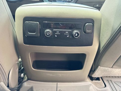 Used 2020 Chevrolet Tahoe Premier RWD image 25