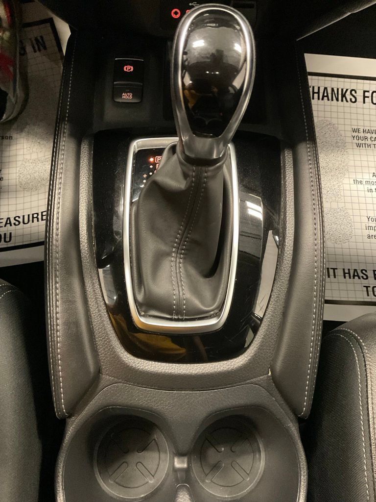 Used 2019 Nissan Rogue SL AWD/4WD image 23