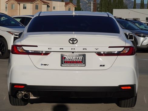 Certified 2025 Toyota Camry SE image 6