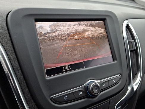 Used 2023 Chevrolet Equinox LT w/ LPO, Floor Liner Package image 17