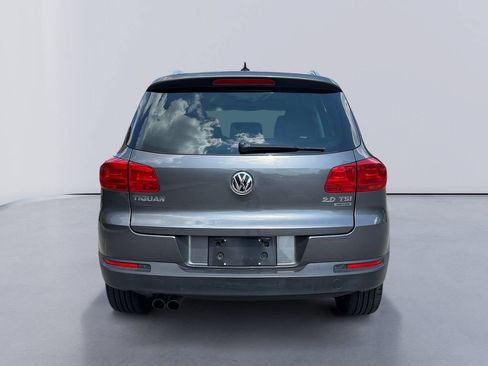 Used 2013 Volkswagen Tiguan S AWD/4WD image 4