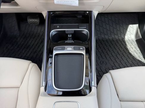 New 2026 Mercedes-Benz GLA 250 4MATIC image 14