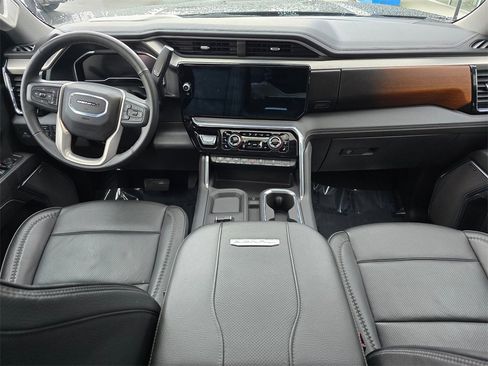 Used 2024 GMC Sierra 3500 Denali w/ Denali Reserve Package image 50