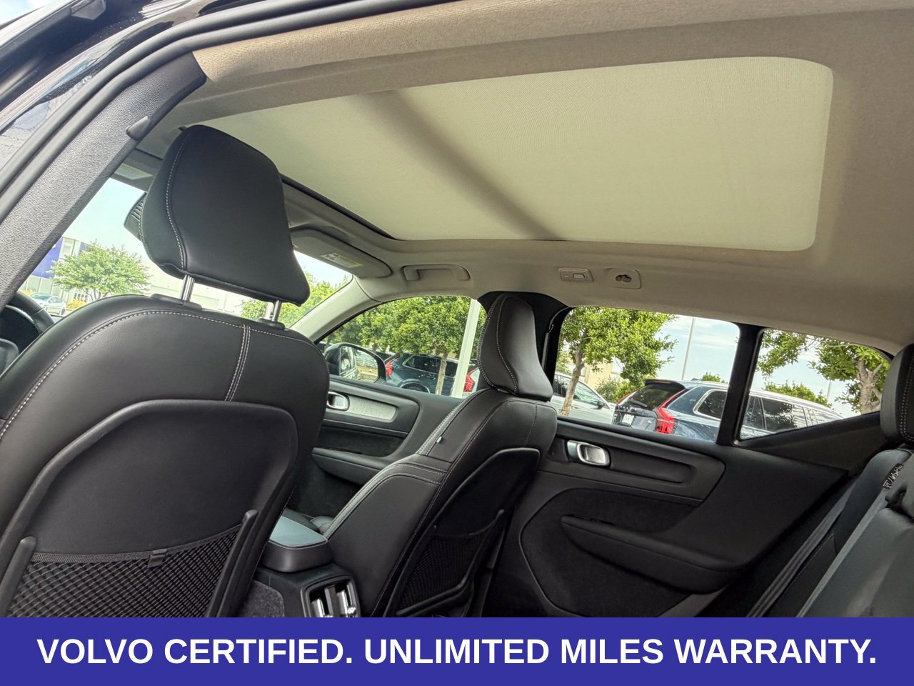 Certified 2026 Volvo XC40 B5 Plus AWD/4WD image 33