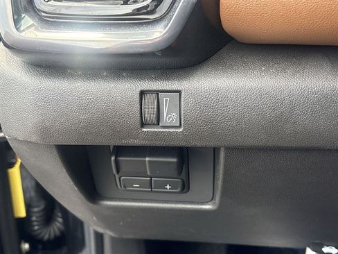 Certified 2023 GMC Canyon AT4 w/ Canyon Safety Plus Package AWD/4WD image 18