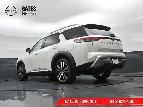 Used 2024 Nissan Pathfinder Platinum AWD/4WD image 49