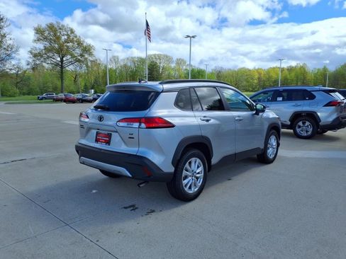 New 2025 Toyota Corolla Cross LE image 3