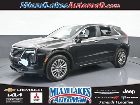 Used 2024 Cadillac XT4 Premium Luxury image 1