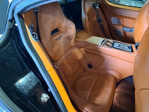 Used 2015 Aston Martin Rapide S image 9