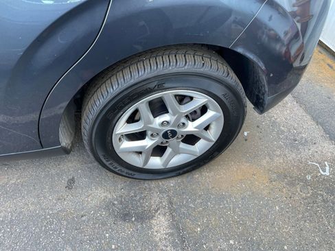 Used 2025 Kia Soul LX w/ LX Technology Package image 28