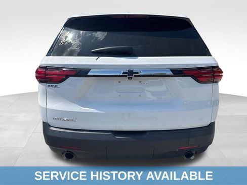 Used 2022 Chevrolet Traverse LS image 6