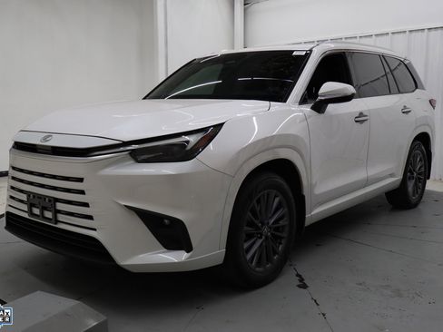 Used 2024 Lexus TX 350 FWD image 10